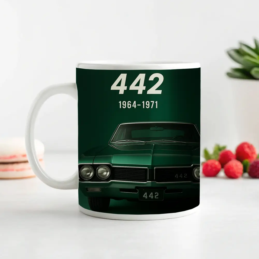 Oldsmobile 442 Muscle Car Green Background – Mugs