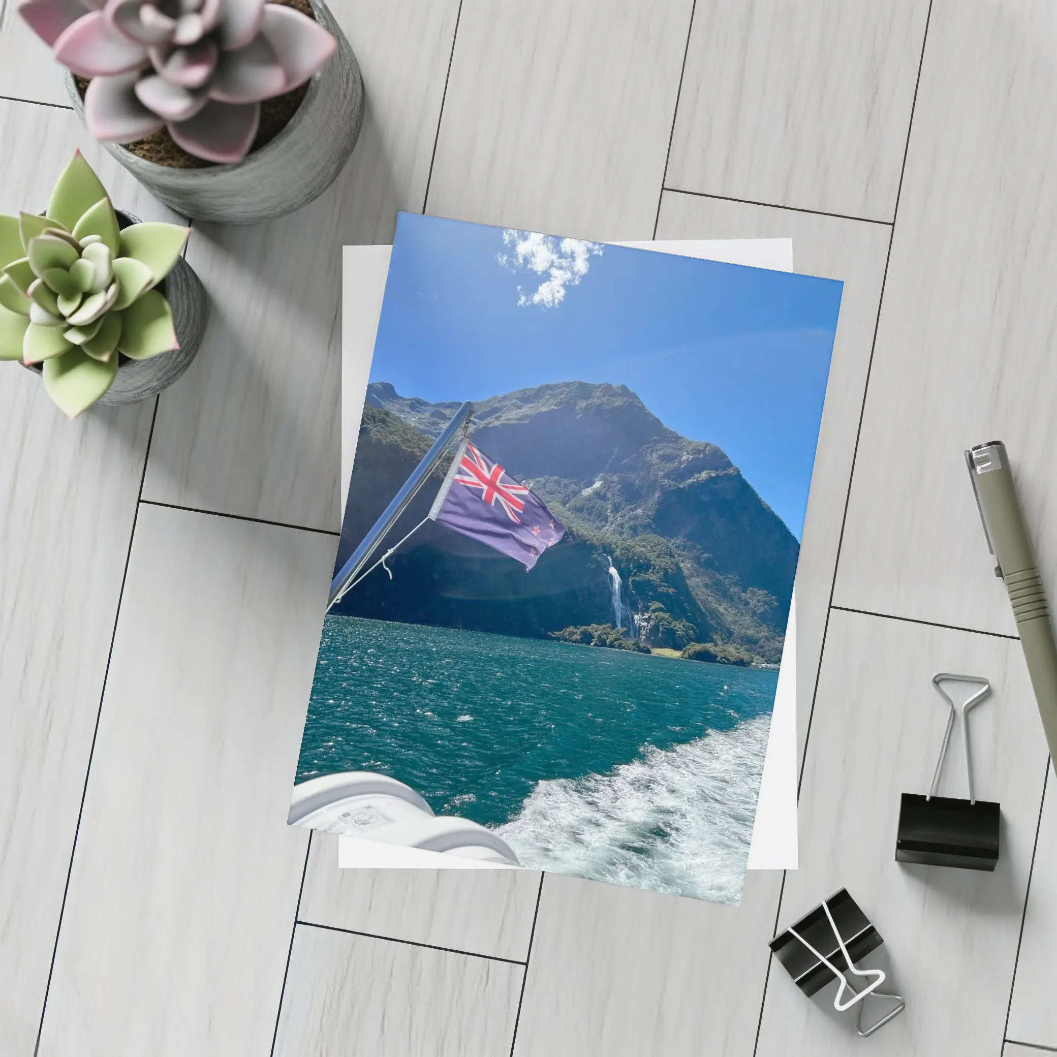 New Zealand Flag Milford Sound Mountain View – Postcards