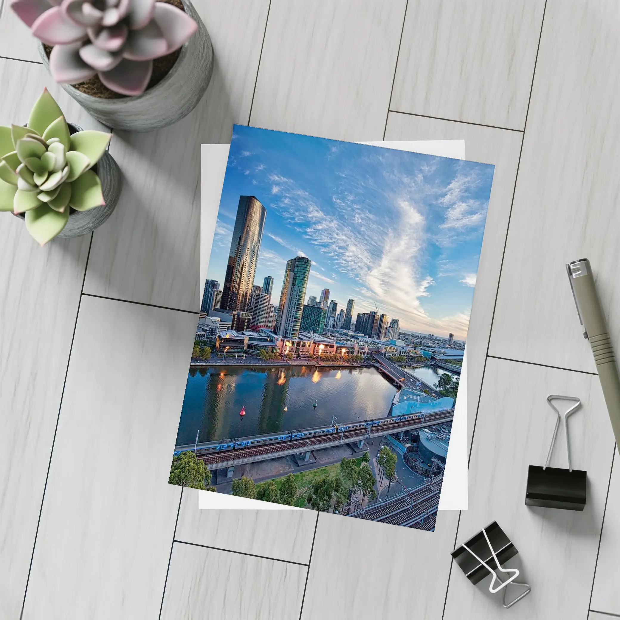 Melbourne Skyline Yarra River Sunset View – Postcards