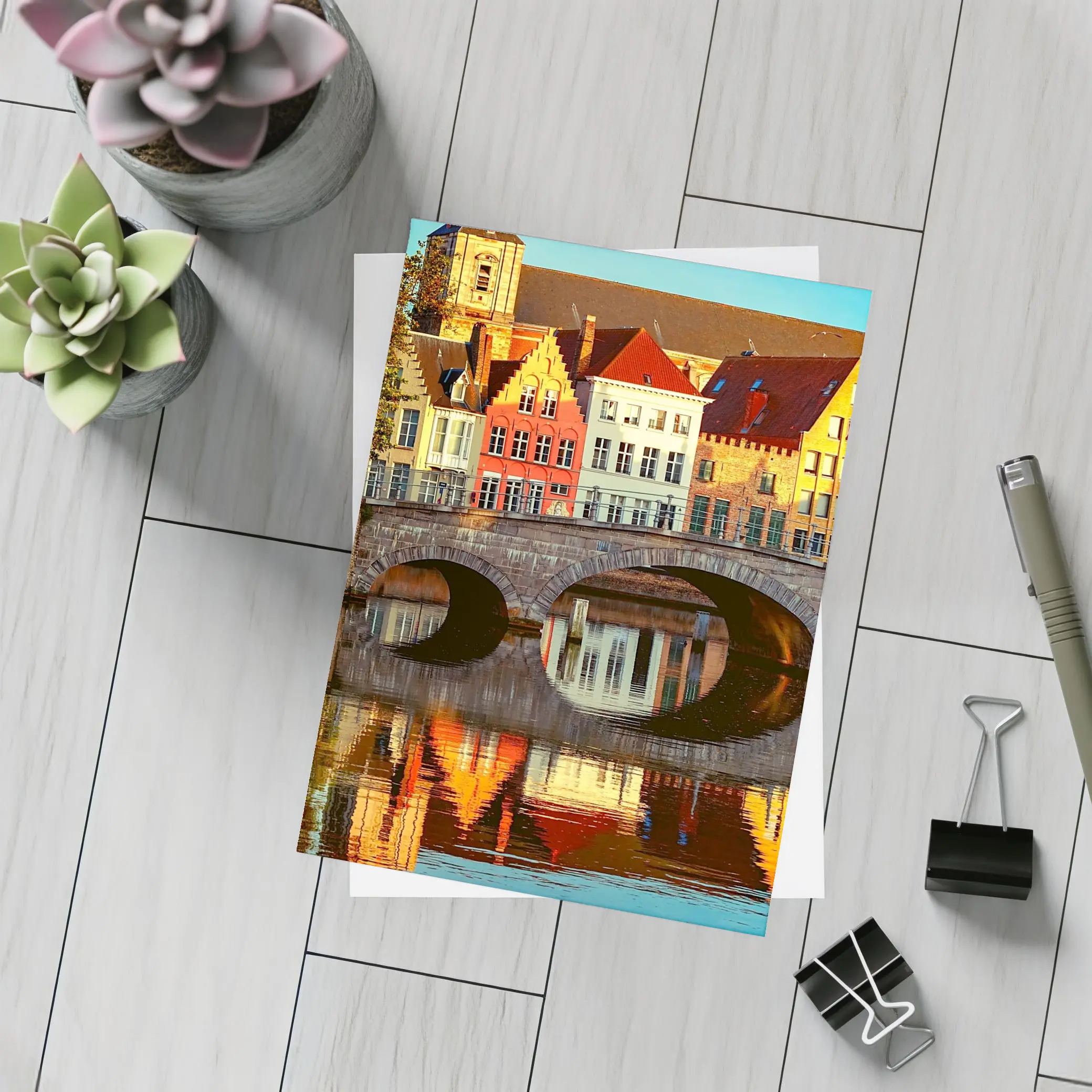 Bruges Canal Bridge Medieval Buildings Reflection – Postcards