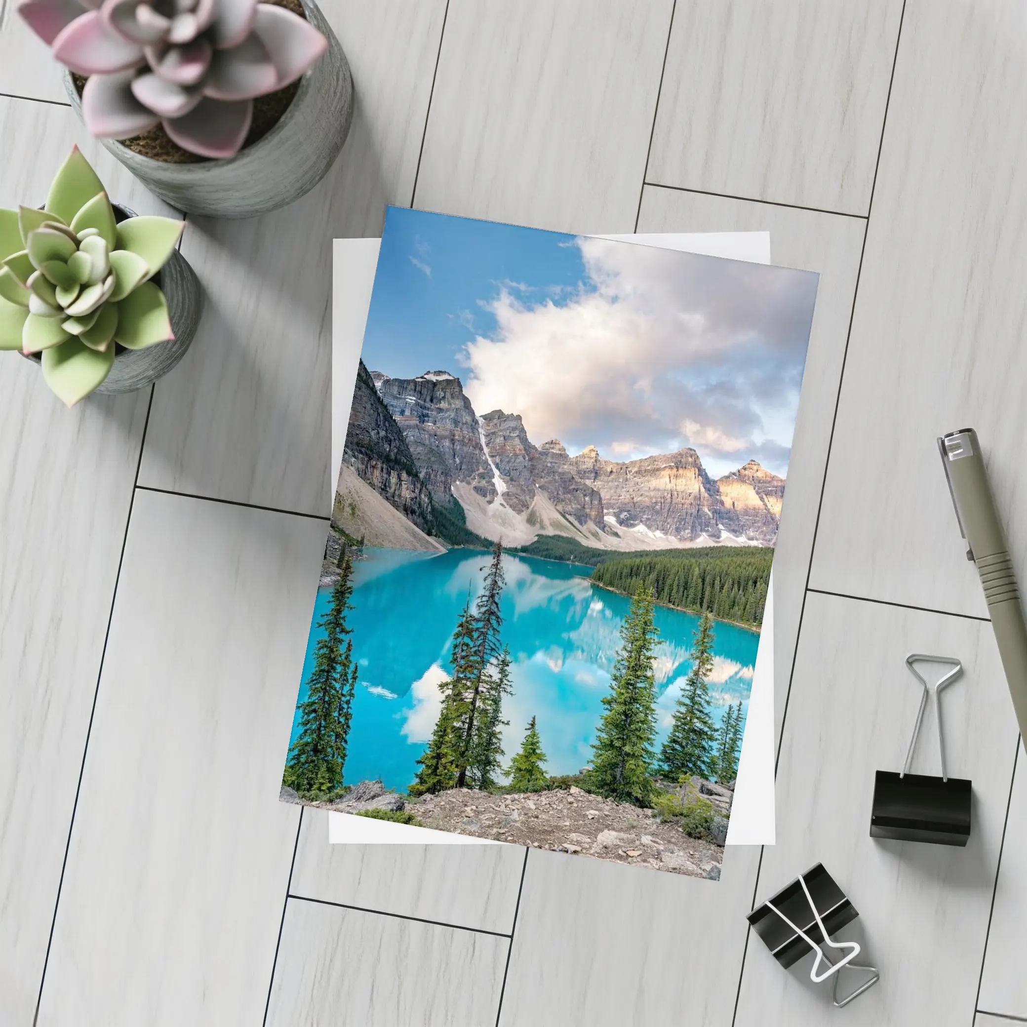 Moraine Lake Turquoise Water Rocky Mountains – Postcards
