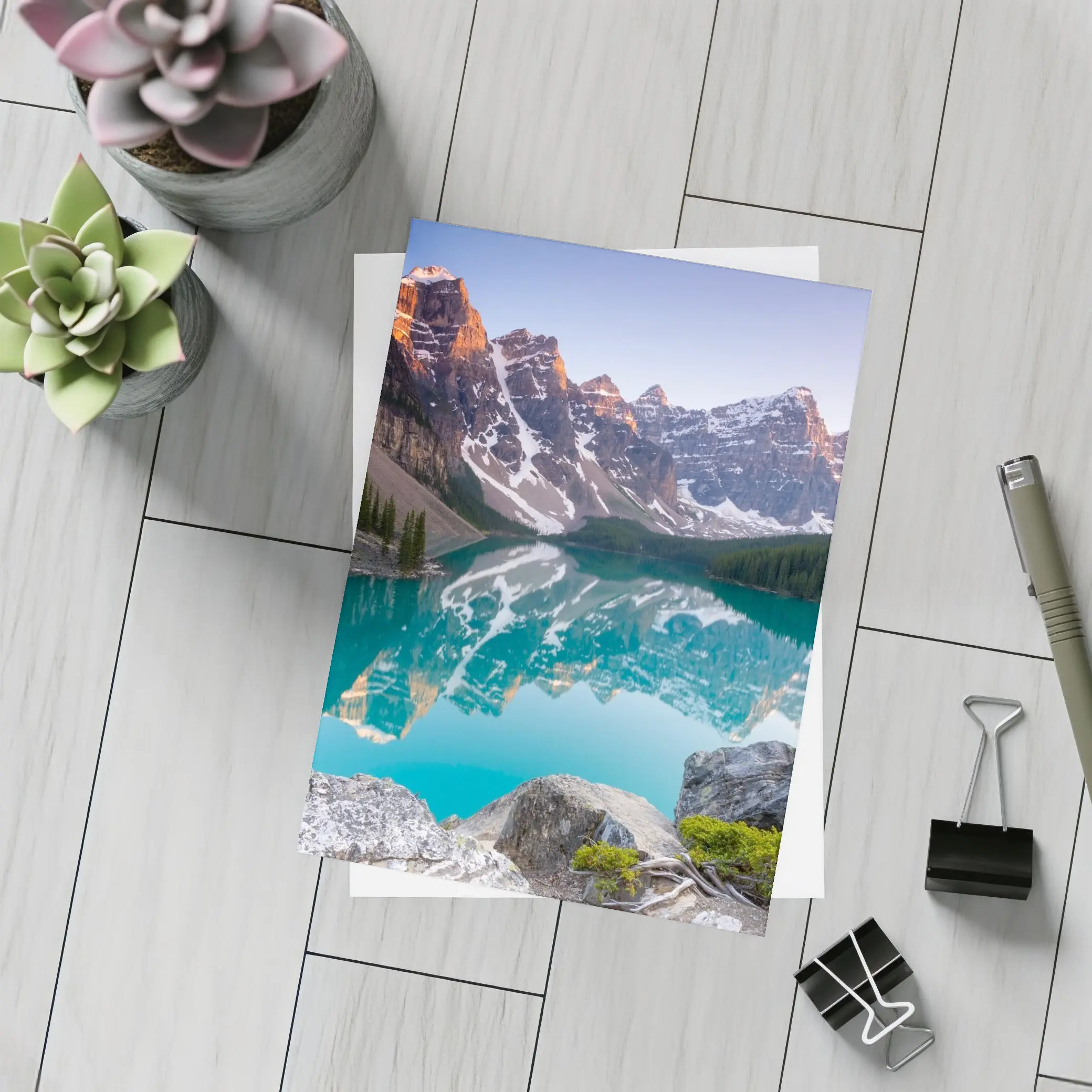 Moraine Lake Turquoise Water Rocky Mountains – Postcards