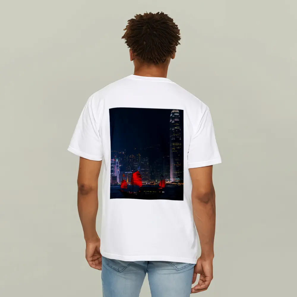 Red Junk Boat Hong Kong Night Skyline – T-Shirts