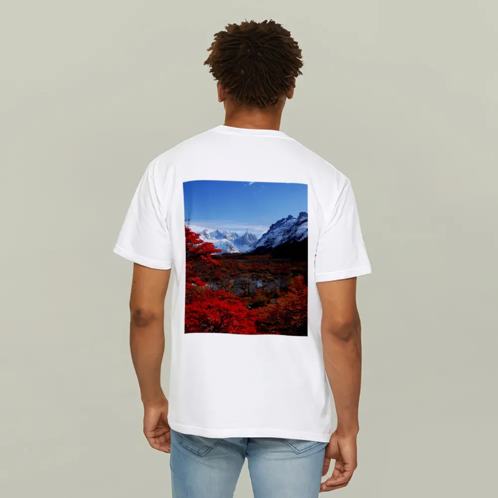 Cerro Torre Patagonia Red Autumn Trees – T-Shirts
