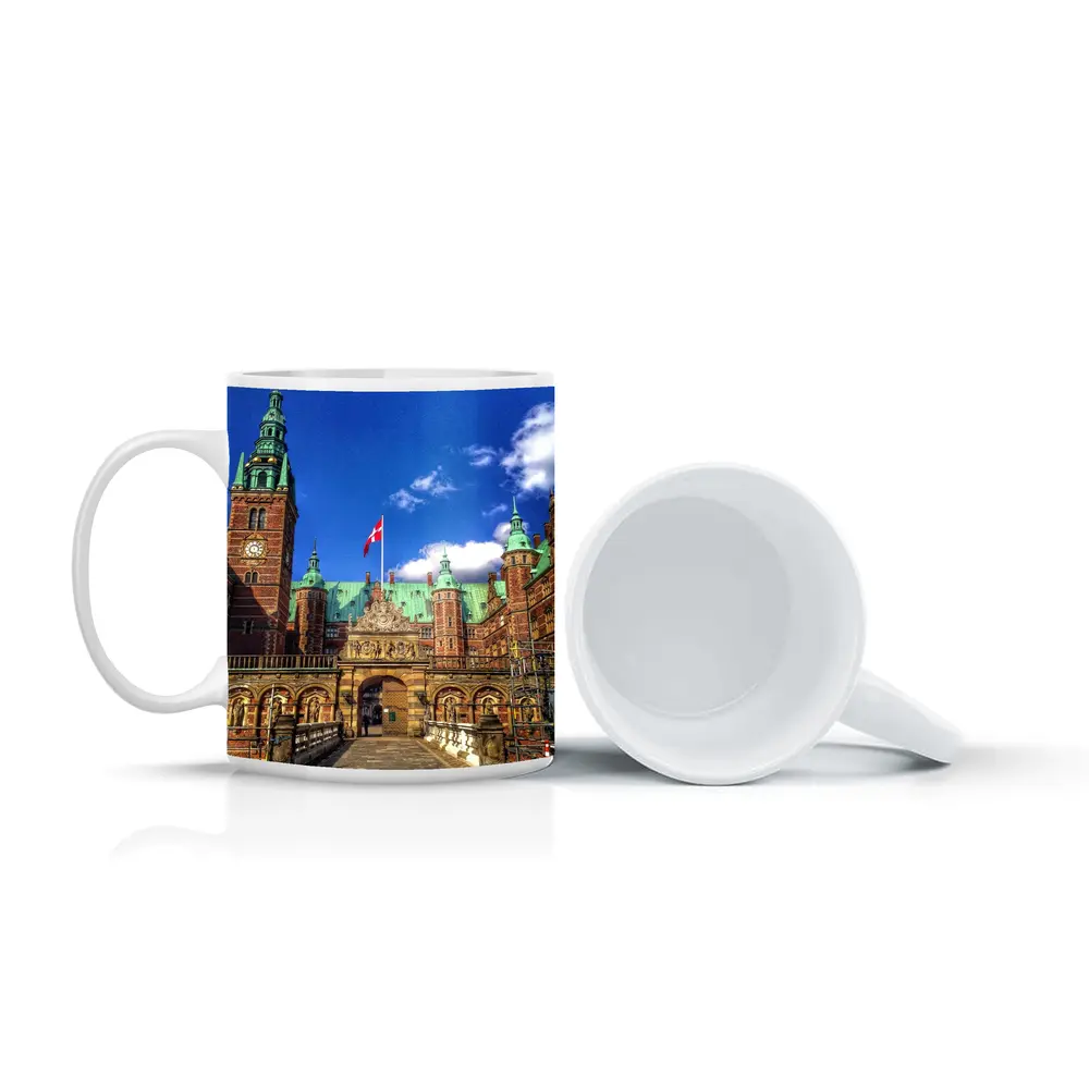 Frederiksborg Castle Copenhagen Denmark Blue Sky – Mugs