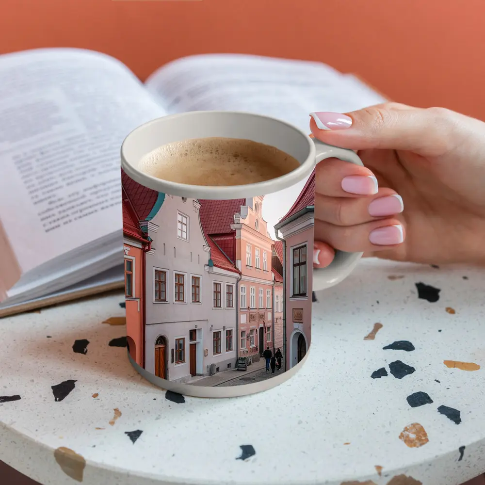 Tallinn Old Town Cobblestone Street Medieval Buildings – Mugs