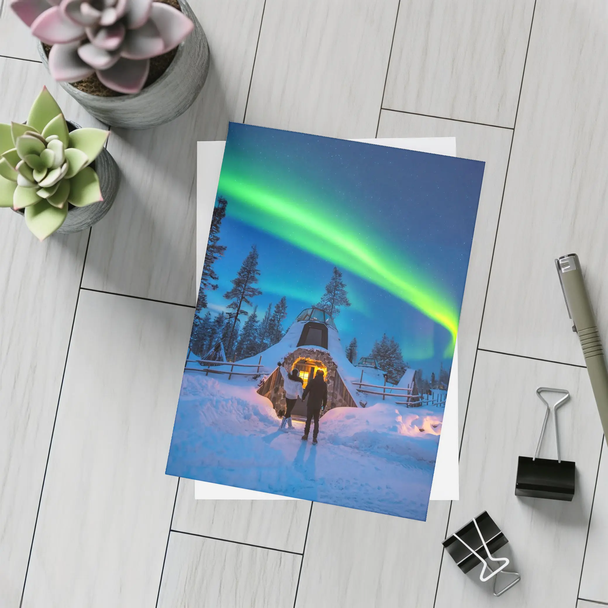 Couple Northern Lights Aurora Winter Forest – Postcards