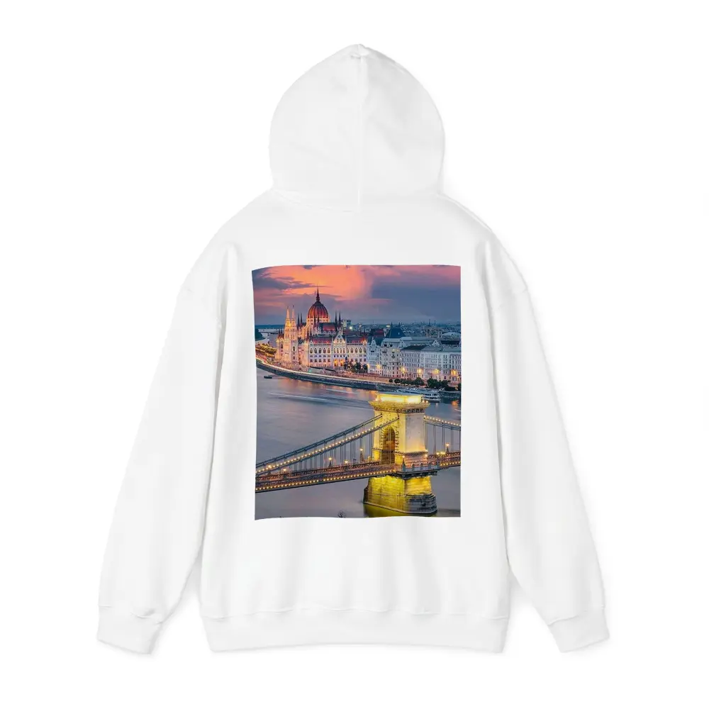 Budapest Chain Bridge Parliament Sunset Skyline – Hoodies