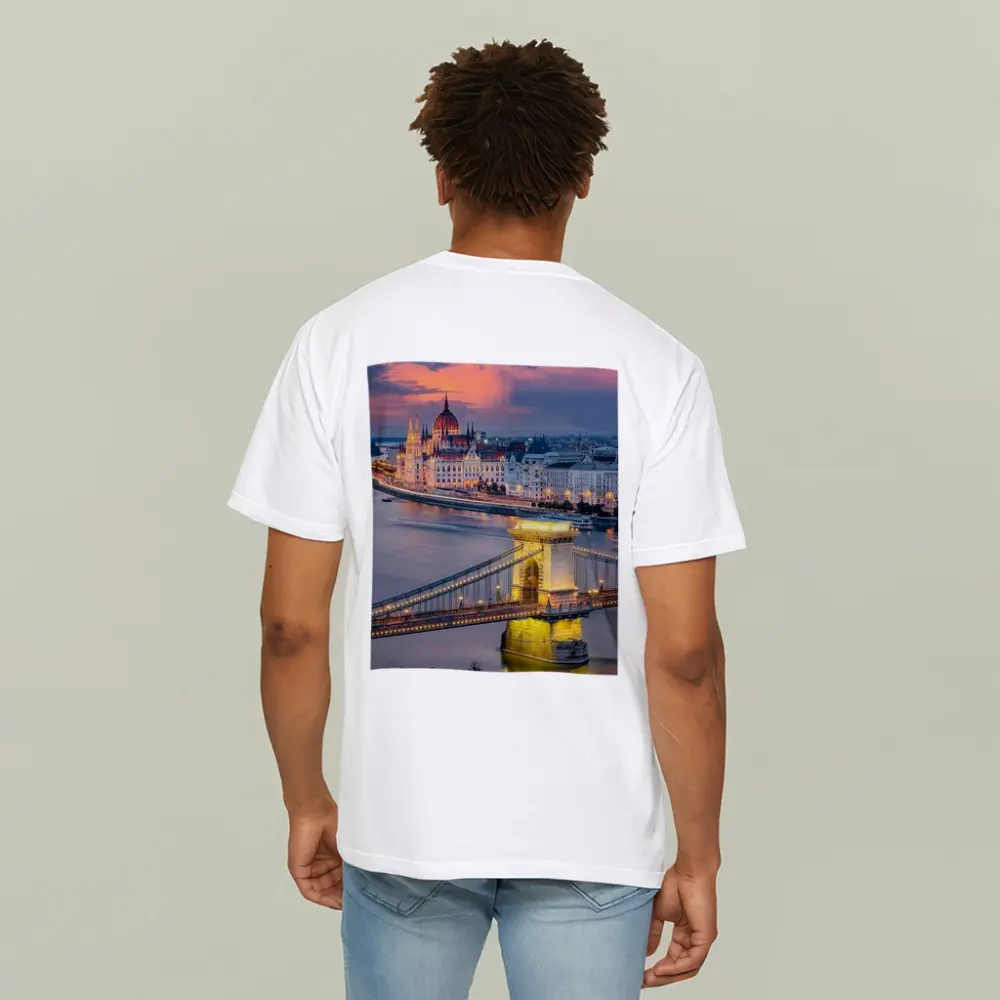 Budapest Chain Bridge Parliament Sunset Skyline – T-Shirts