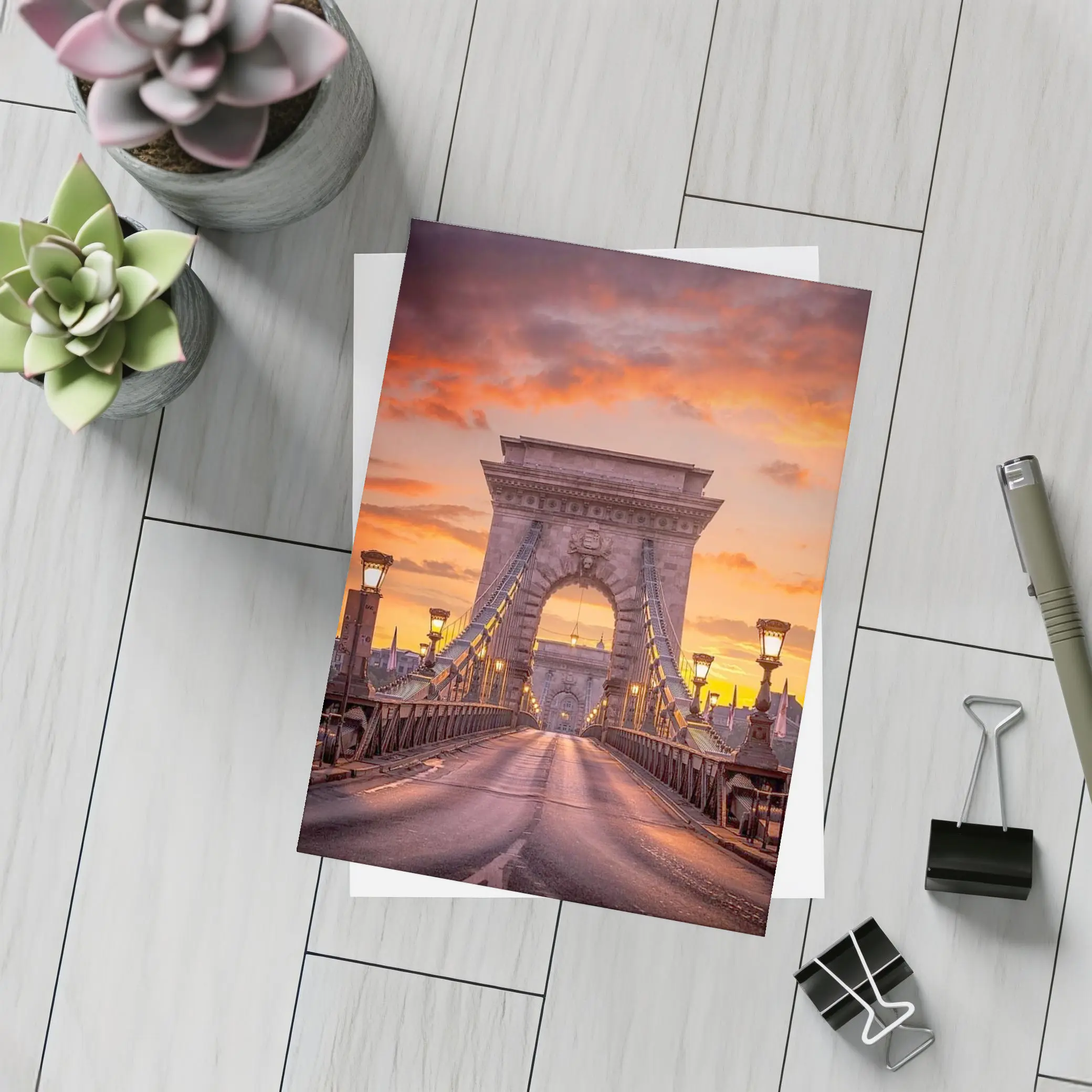 Chain Bridge Budapest Fiery Sunset Sky – Postcards