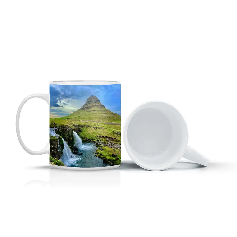 Kirkjufell Mountain Waterfall Iceland Green Landscape – Mugs
