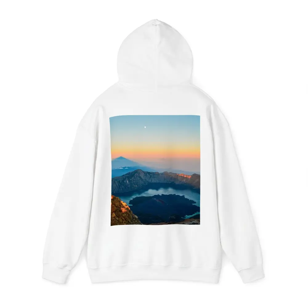 Rinjani Volcano Crater Lake Sunrise View – Hoodies