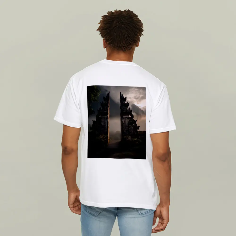 Balinese Temple Gate Misty Mountain Landscape – T-Shirts