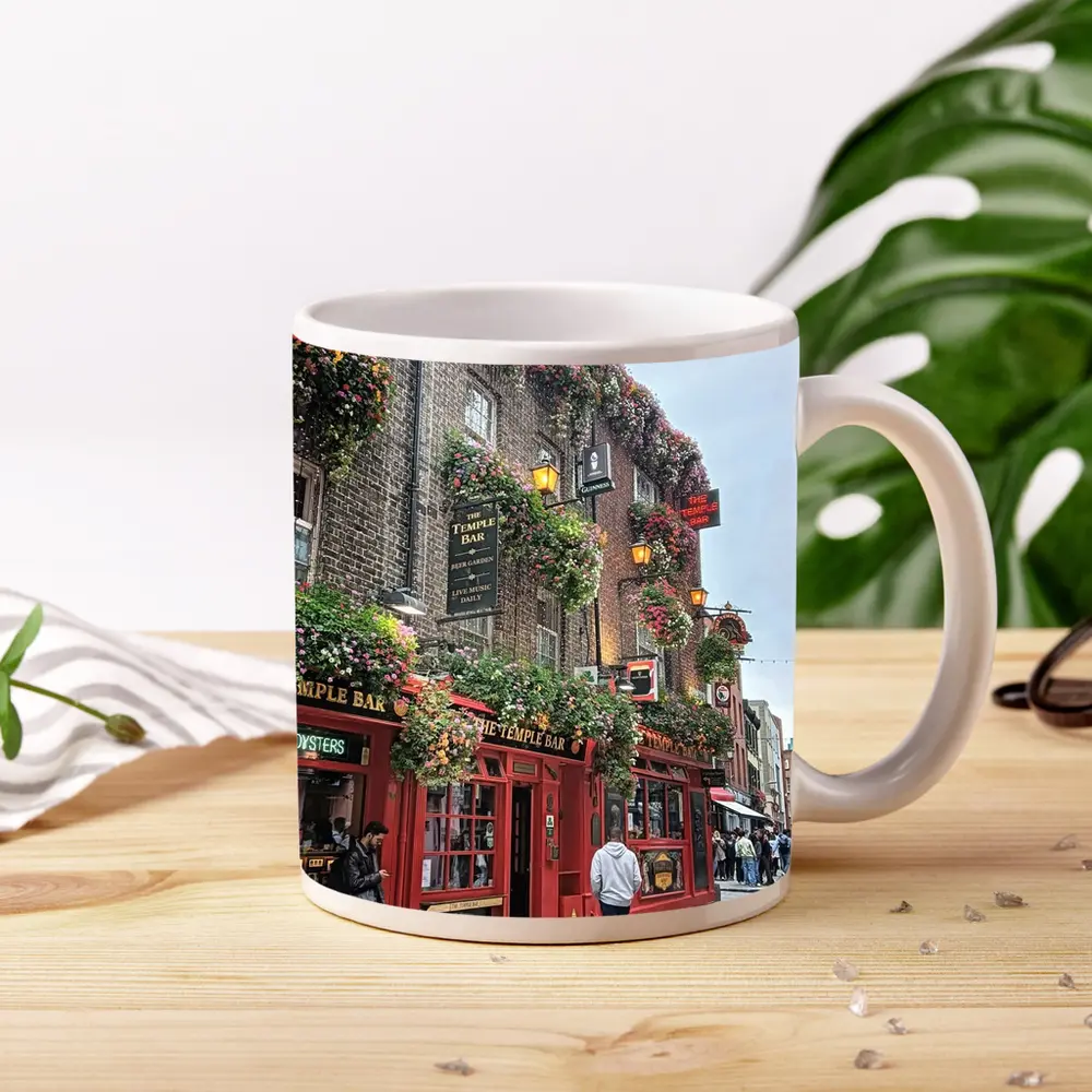 Temple Bar Pub Dublin Street Scene – Mugs