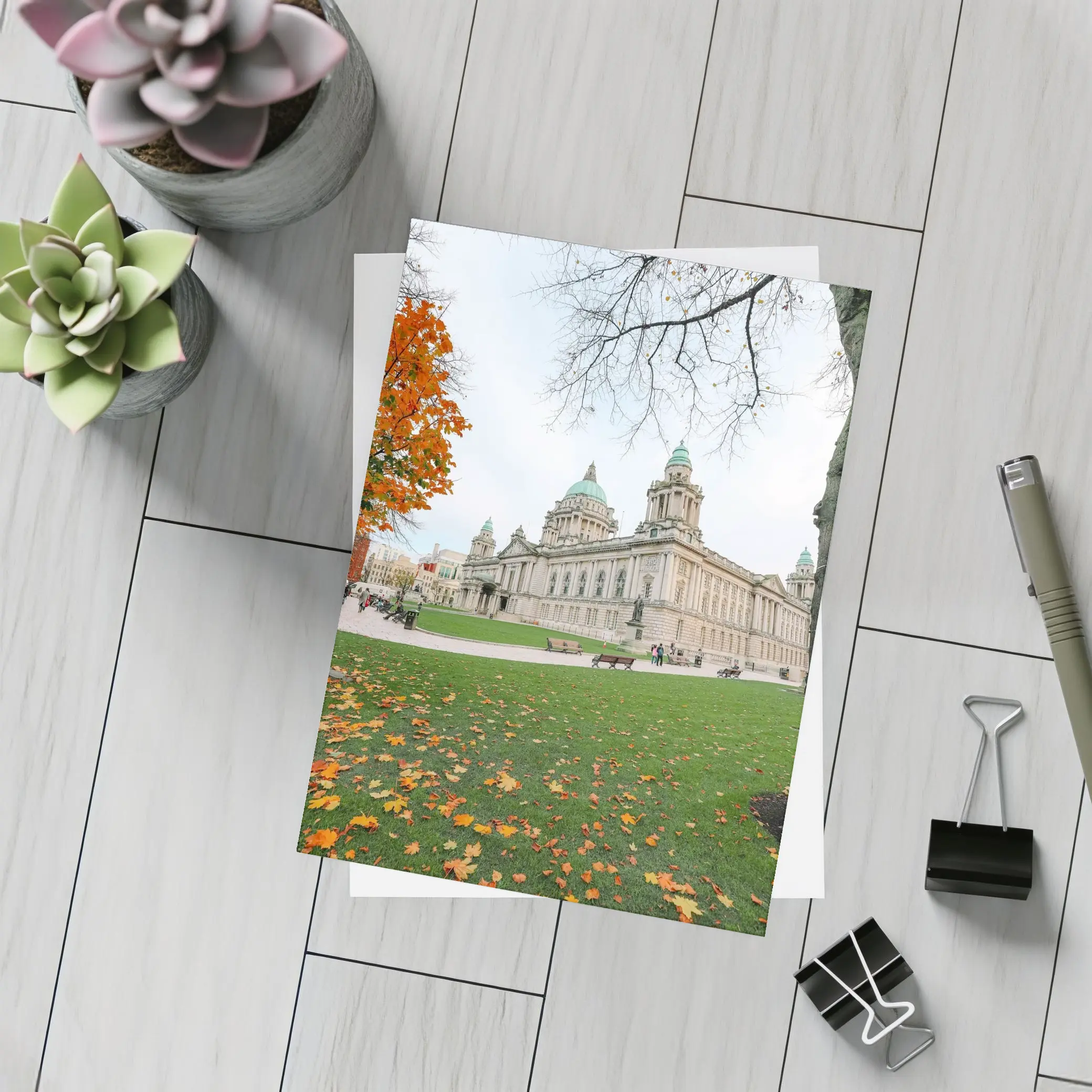 Belfast City Hall Autumn Leaves Ireland – Postcards