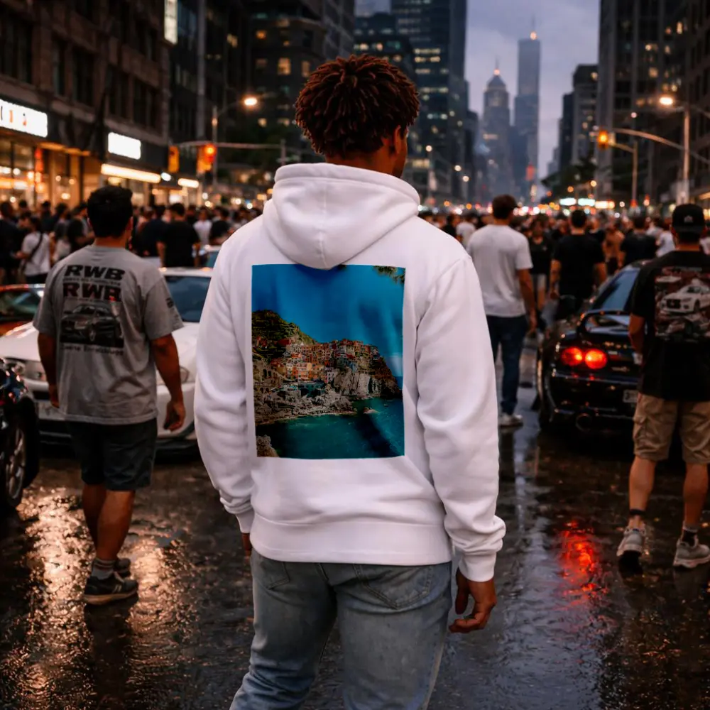 Manarola Cinque Terre Colorful Cliffside Village Italy – Hoodies