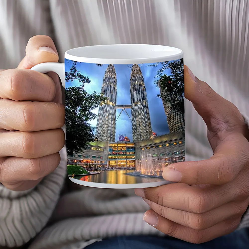 Petronas Twin Towers Kuala Lumpur Night Fountains – Mugs
