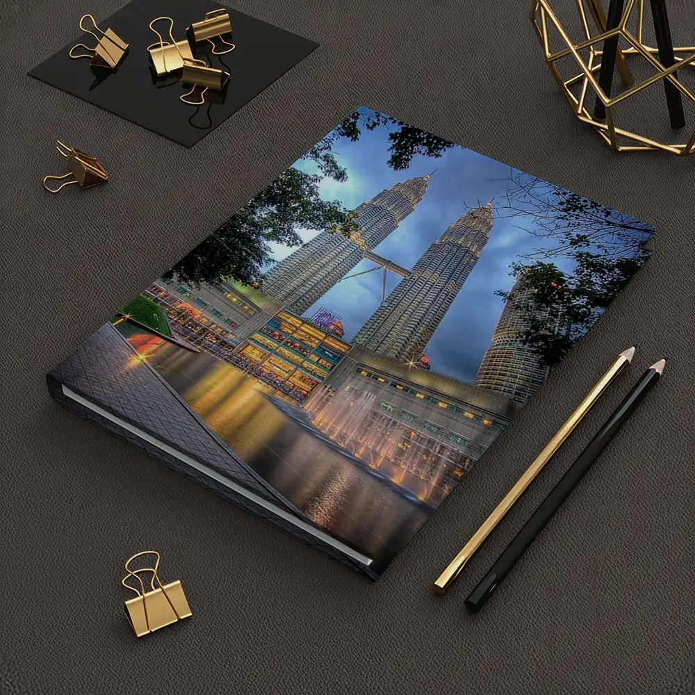 Petronas Twin Towers Kuala Lumpur Night Fountains – Notebooks
