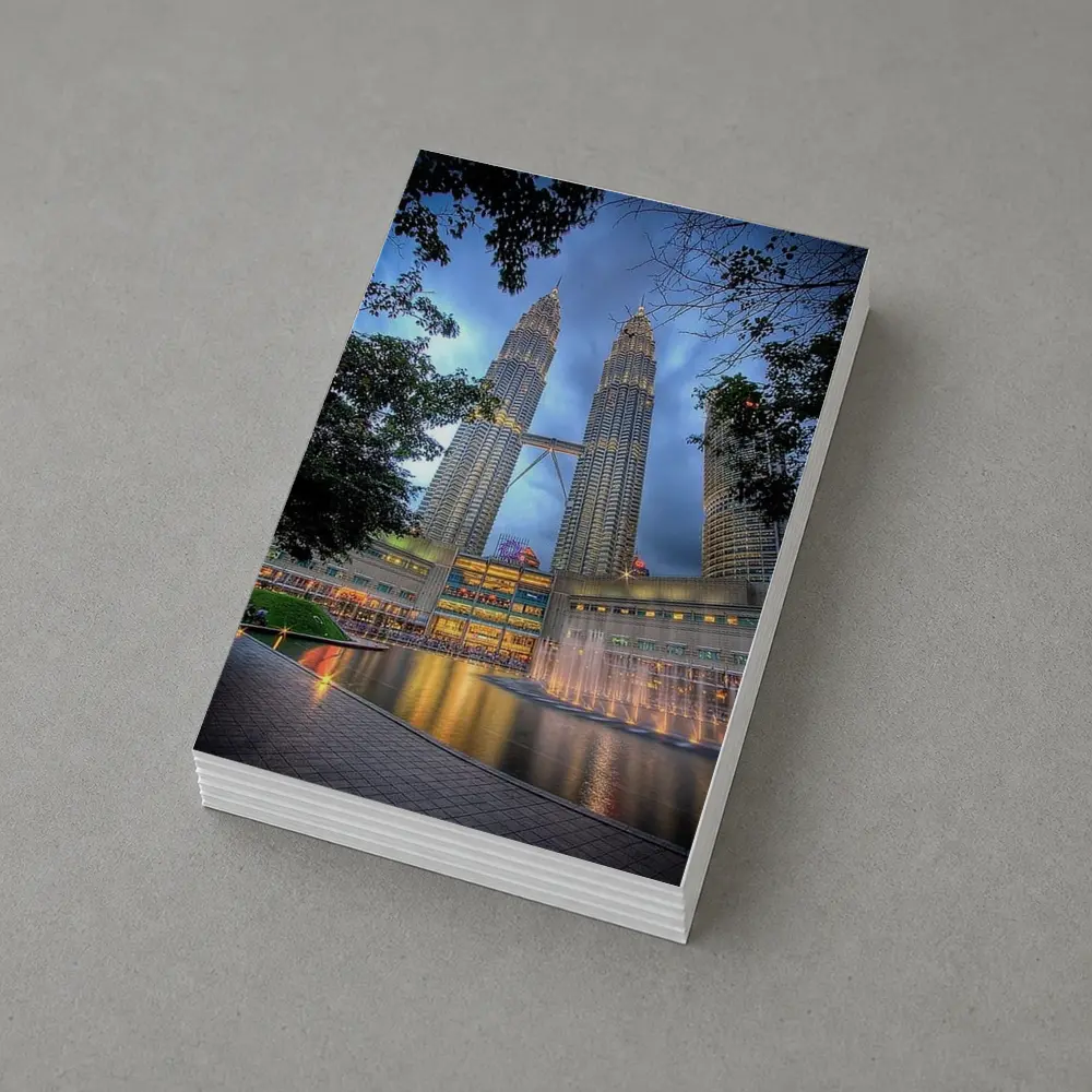 Petronas Twin Towers Kuala Lumpur Night Fountains – Postcards