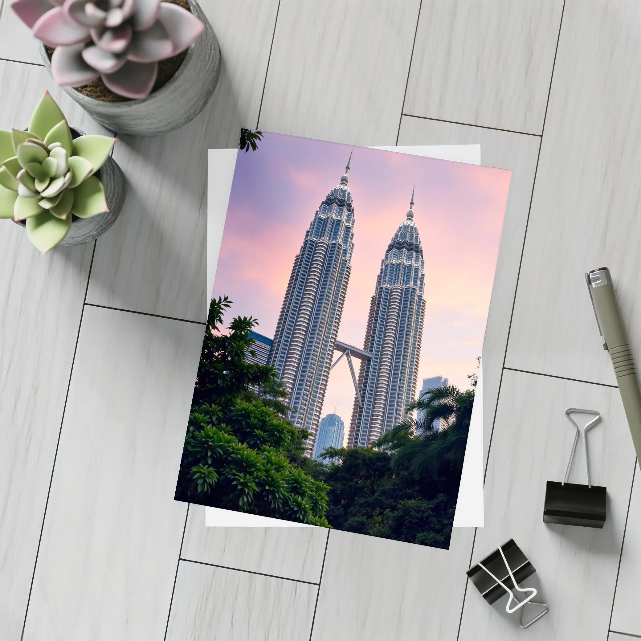 Petronas Twin Towers Pink Sunset Sky – Postcards