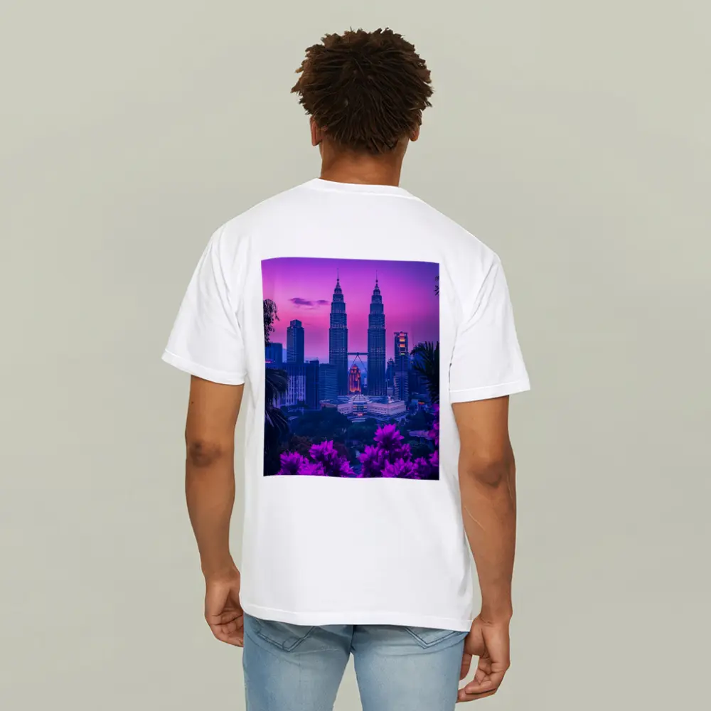 Petronas Towers Kuala Lumpur Purple Sunset Sky – T-Shirts