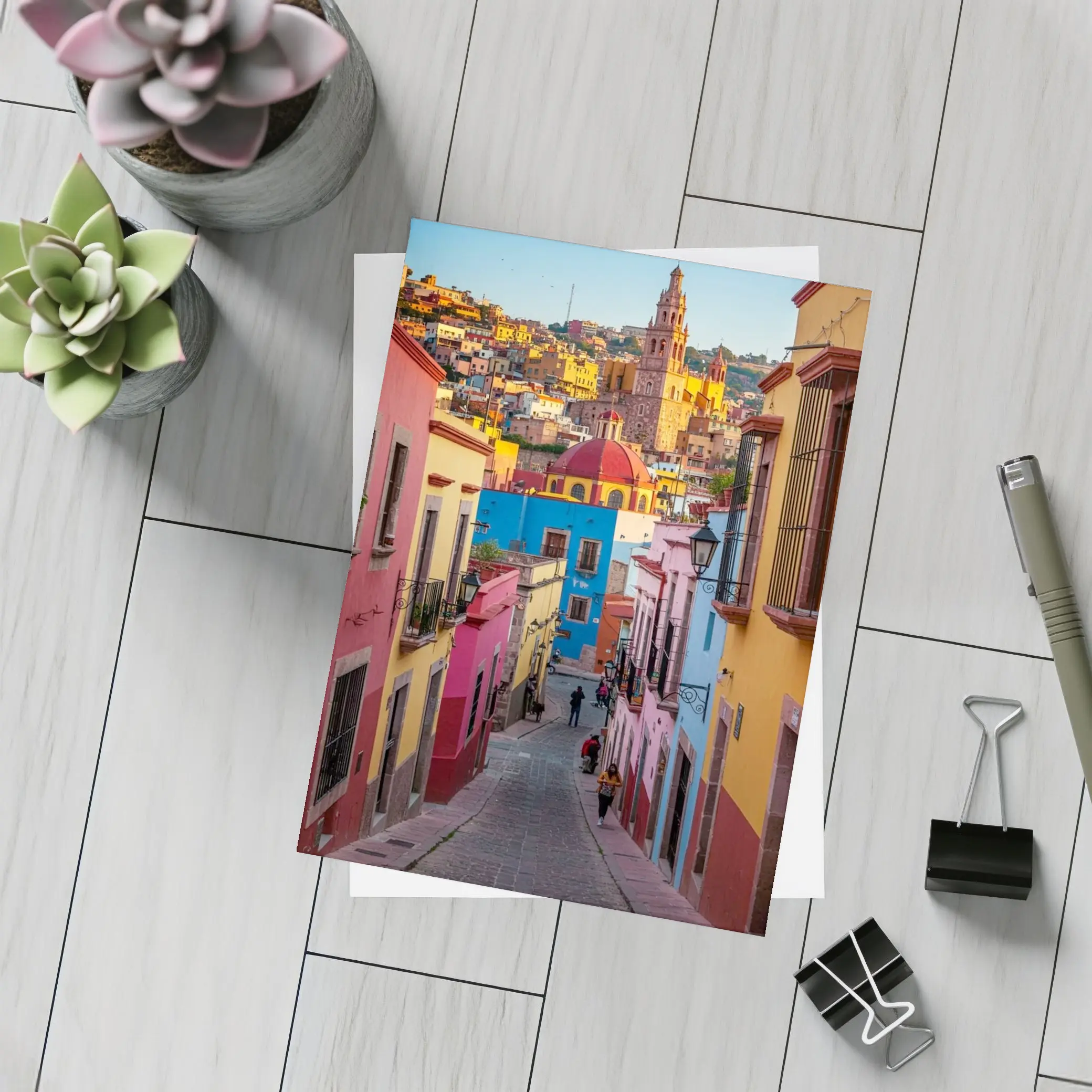 Guanajuato Mexico Colorful Colonial Street Scene – Postcards