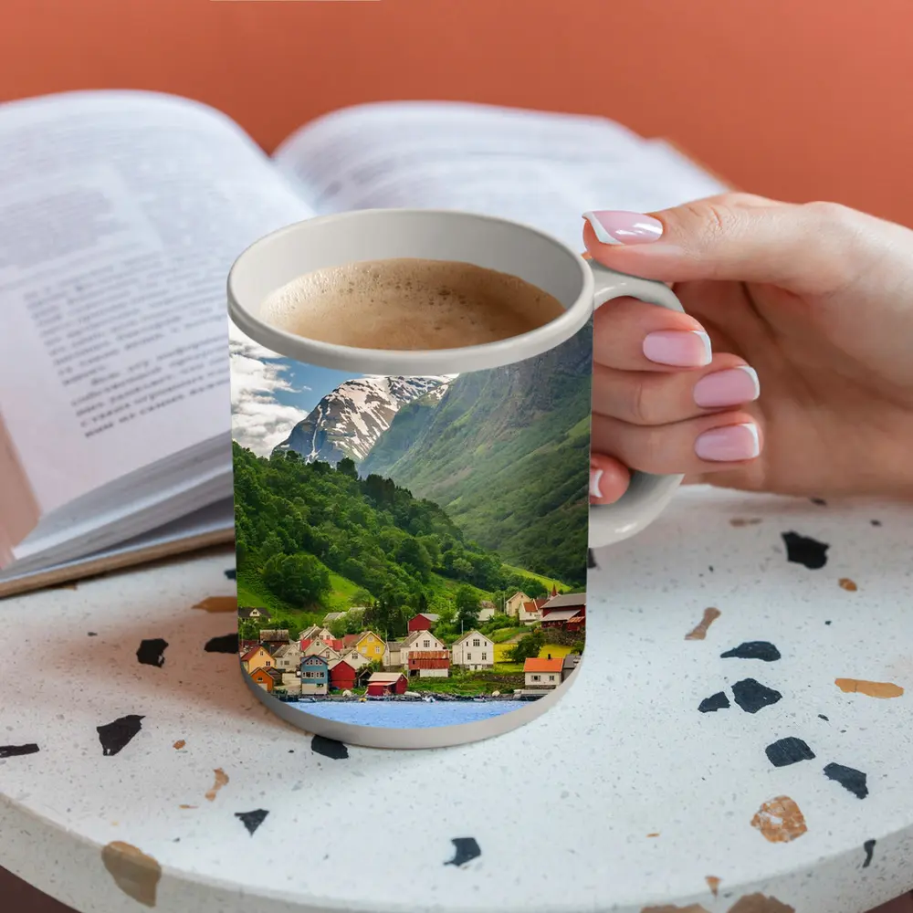 Norwegian Fjord Village Colorful Houses Mountains – Mugs