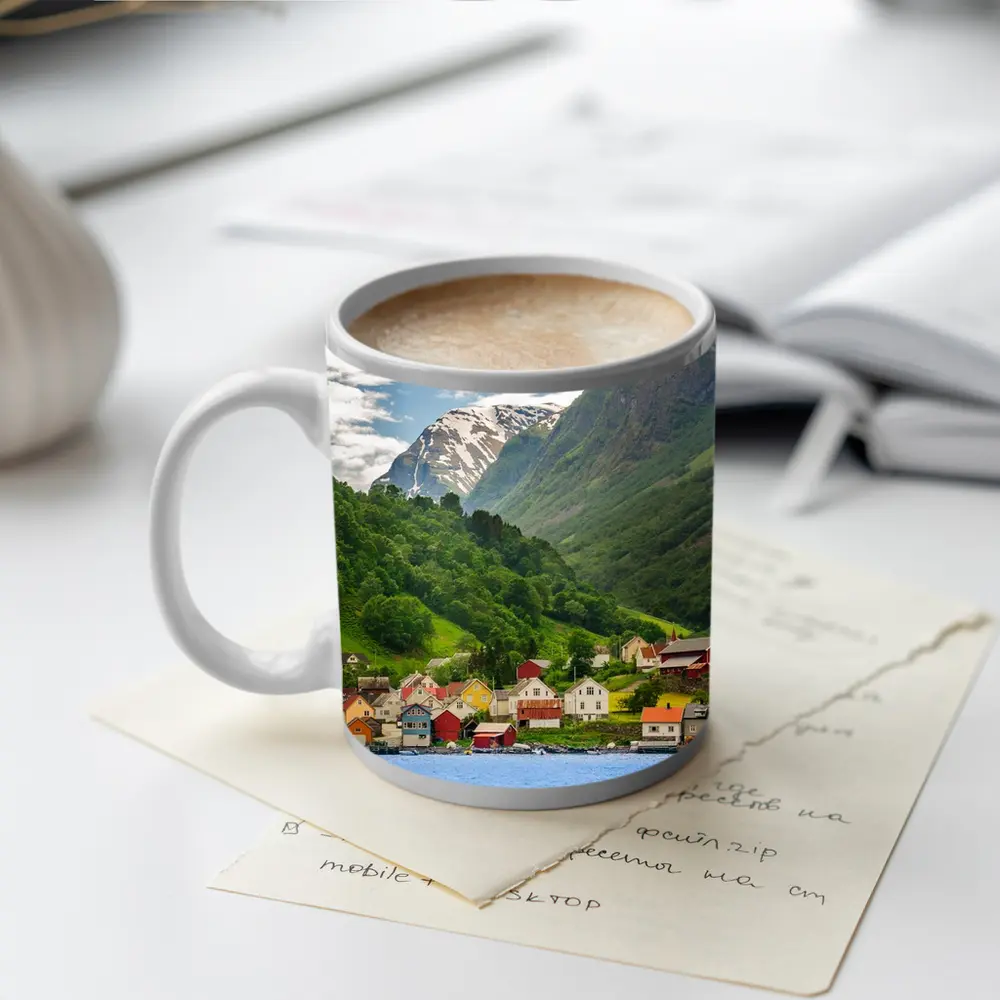 Norwegian Fjord Village Colorful Houses Mountains – Mugs