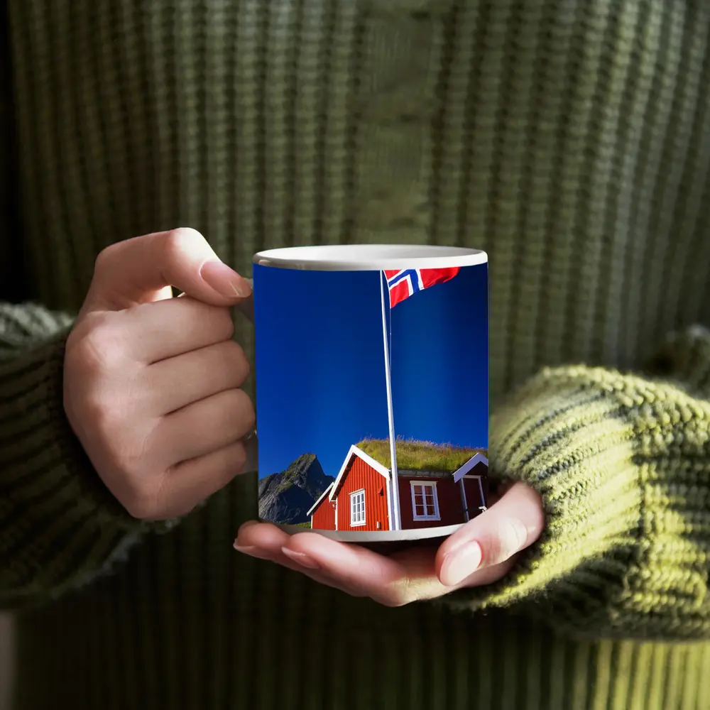 Norwegian Flag Red Cabins Lofoten Mountains – Mugs