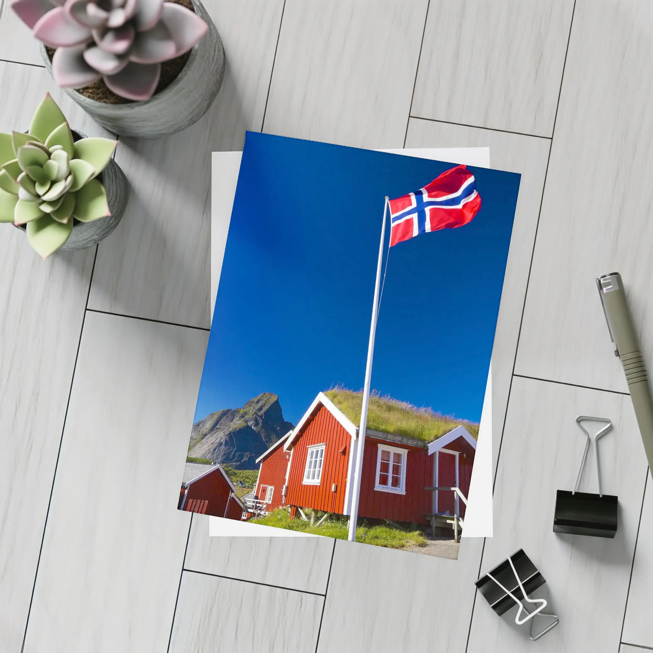 Norwegian Flag Red Cabins Lofoten Mountains – Postcards
