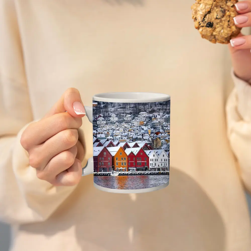 Bergen Bryggen Wharf Snow Winter Norway – Mugs