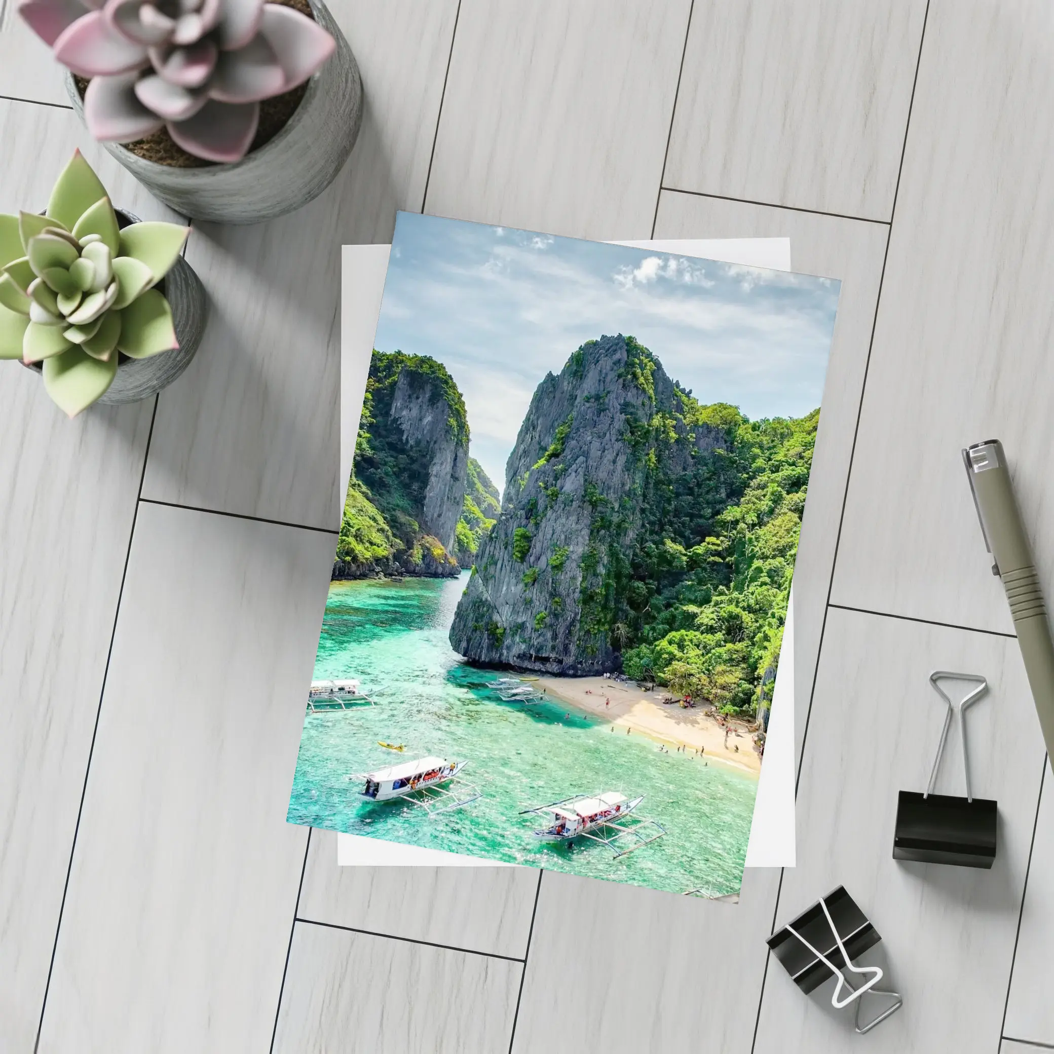 El Nido Palawan Turquoise Lagoon Limestone Cliffs – Postcards