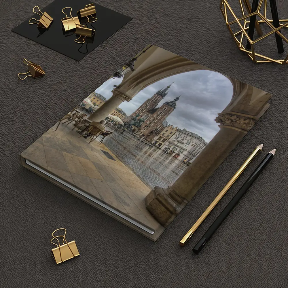 Krakow Main Square St Mary Basilica Rain – Notebooks