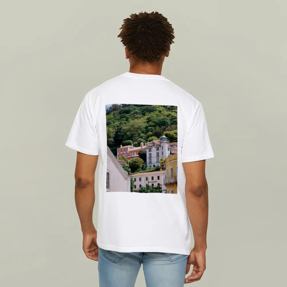 Sintra Portugal Colorful Buildings Green Hillside – T-Shirts