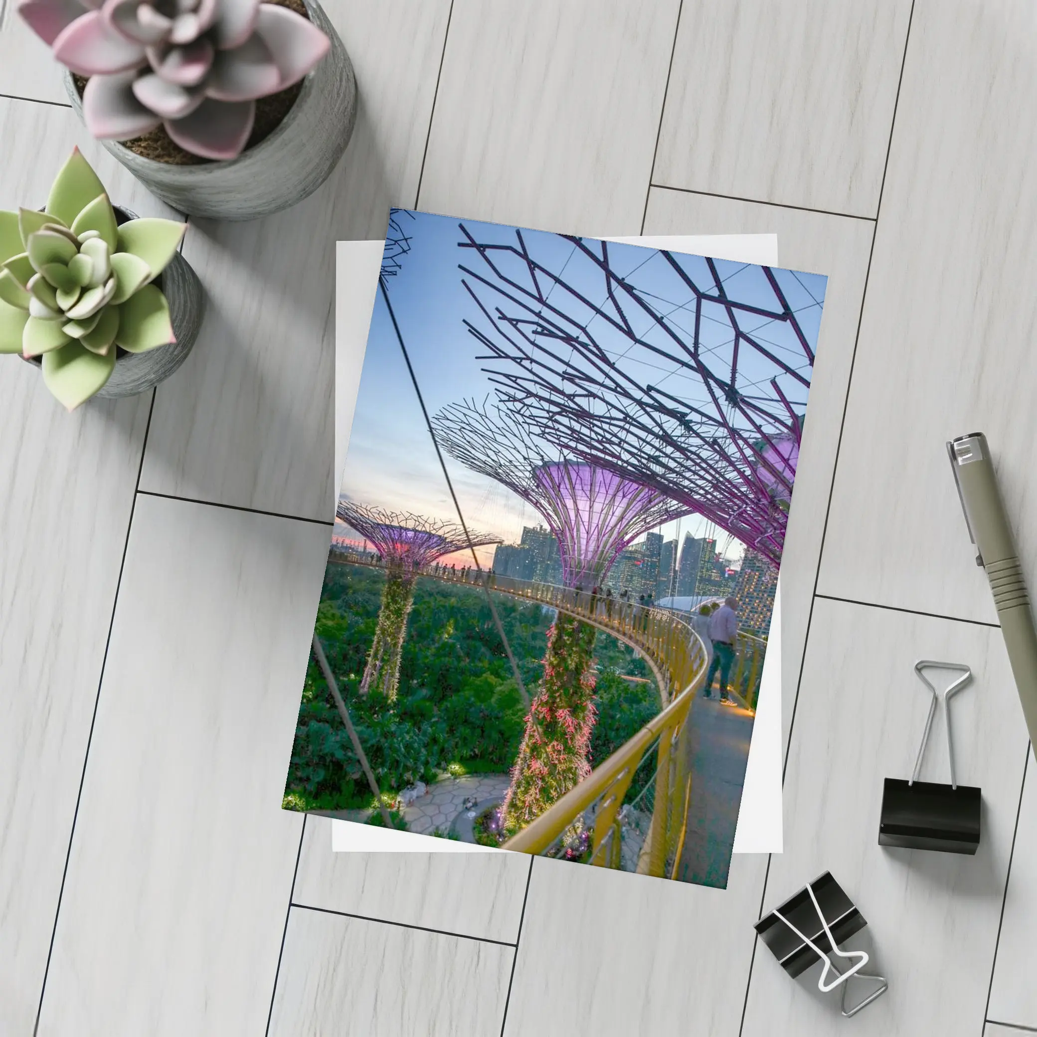 Singapore Gardens by the Bay Supertrees Skyline – Postcards