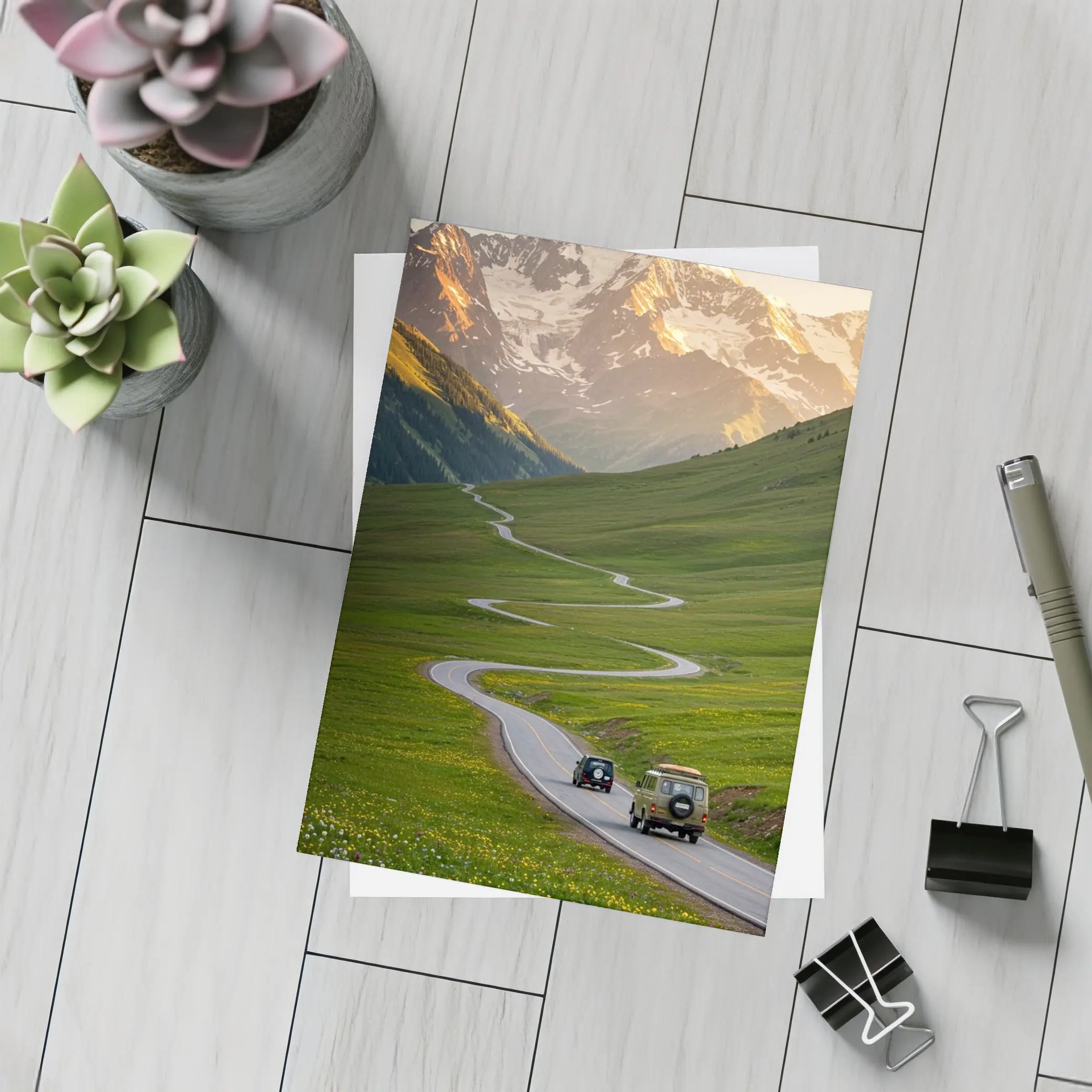 Winding Mountain Road Green Valley Sunset – Postcards