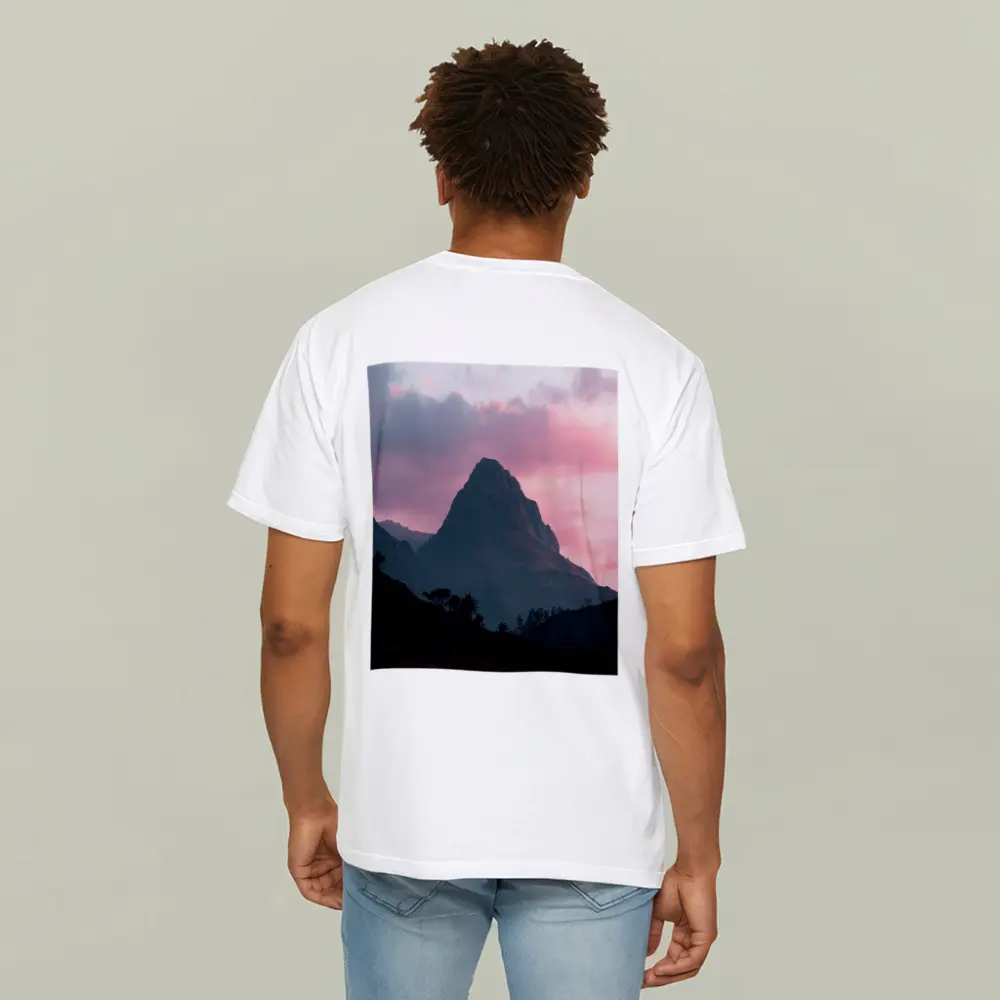 Sharp Mountain Peak Pink Sunset Sky – T-Shirts