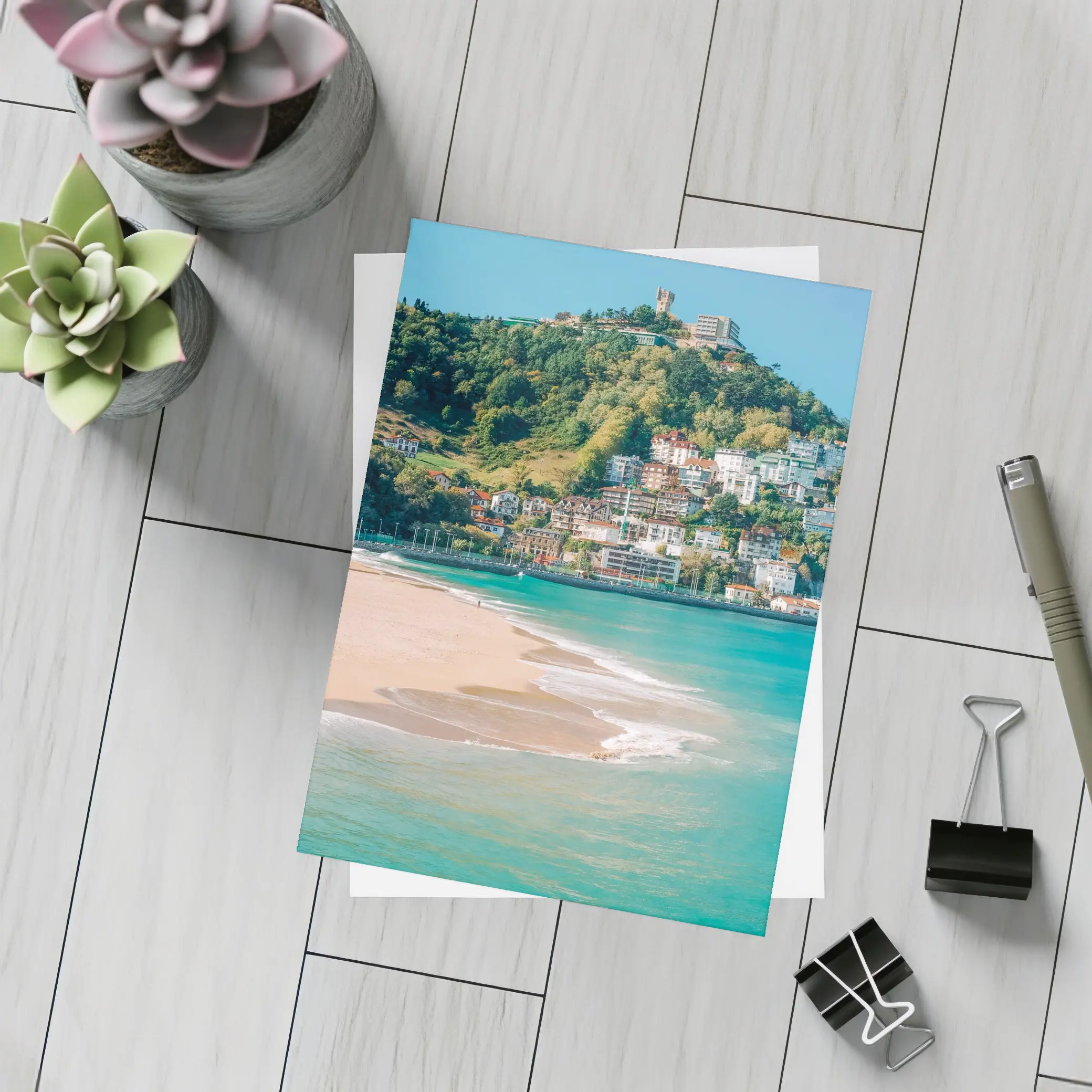 San Sebastian Beach Coastal Town Hill Spain – Postcards