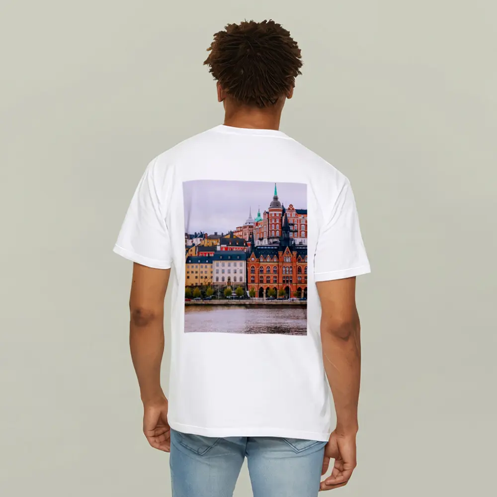Stockholm Waterfront Historic Buildings Cloudy Day – T-Shirts