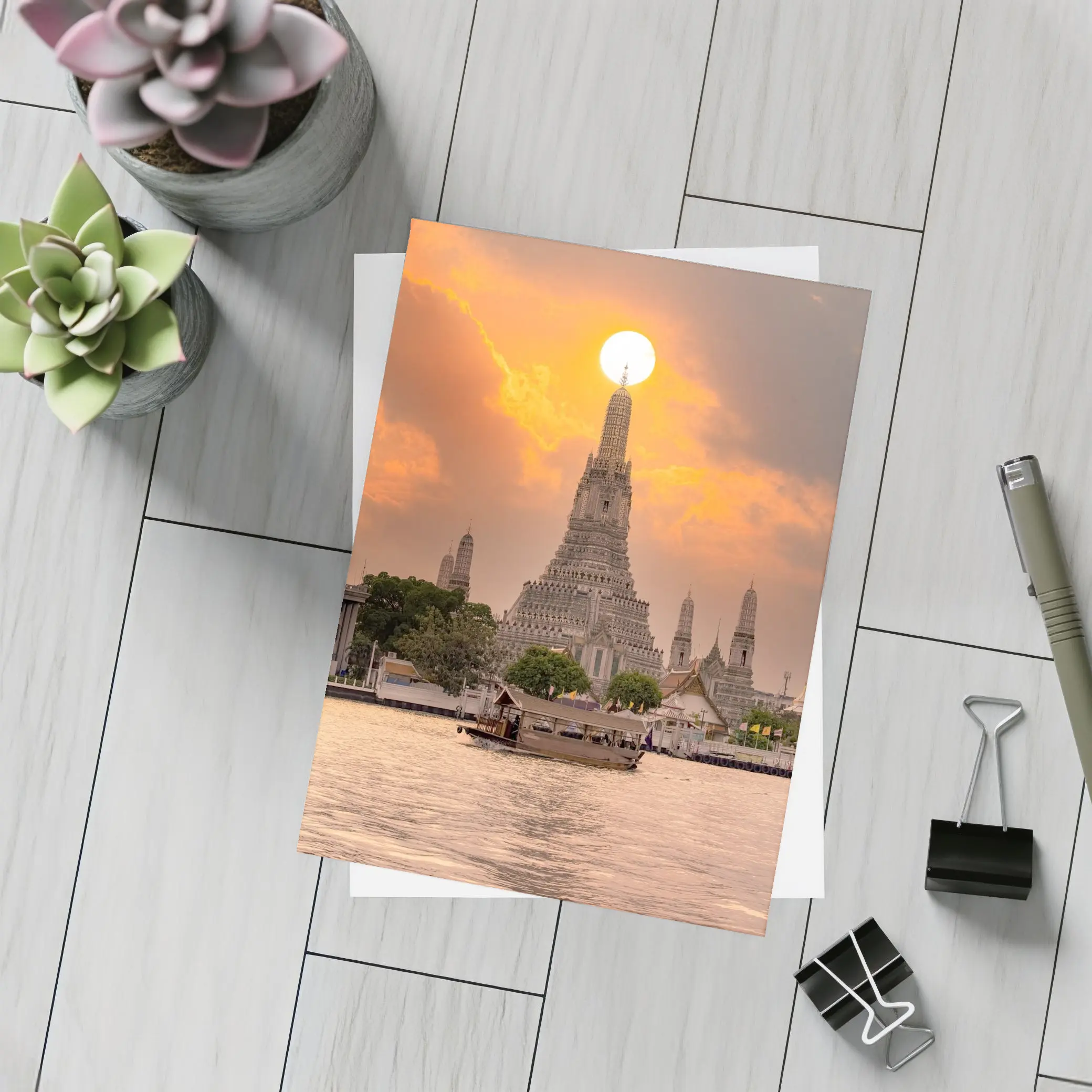 Wat Arun Temple Bangkok Sunset River View – Postcards