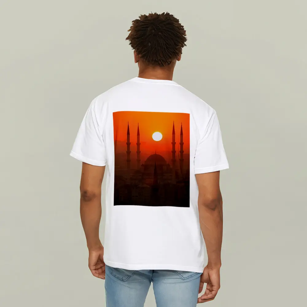 Istanbul Mosque Silhouette Fiery Sunset Sky – T-Shirts