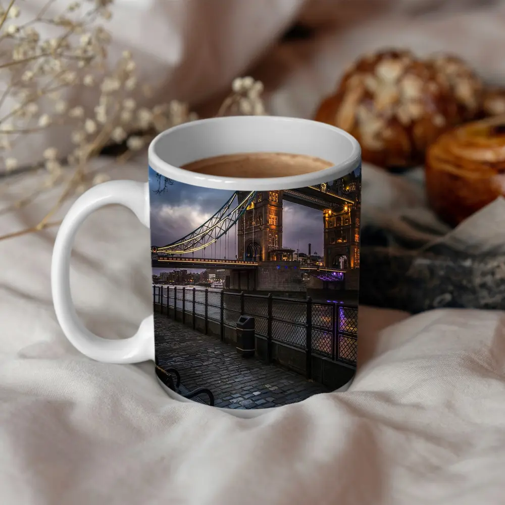 Tower Bridge London Night Illuminated Walkway – Mugs