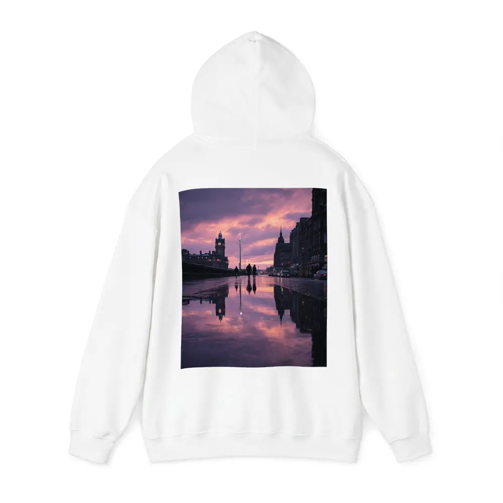 Edinburgh Princes Street Rainy Purple Sunset – Hoodies