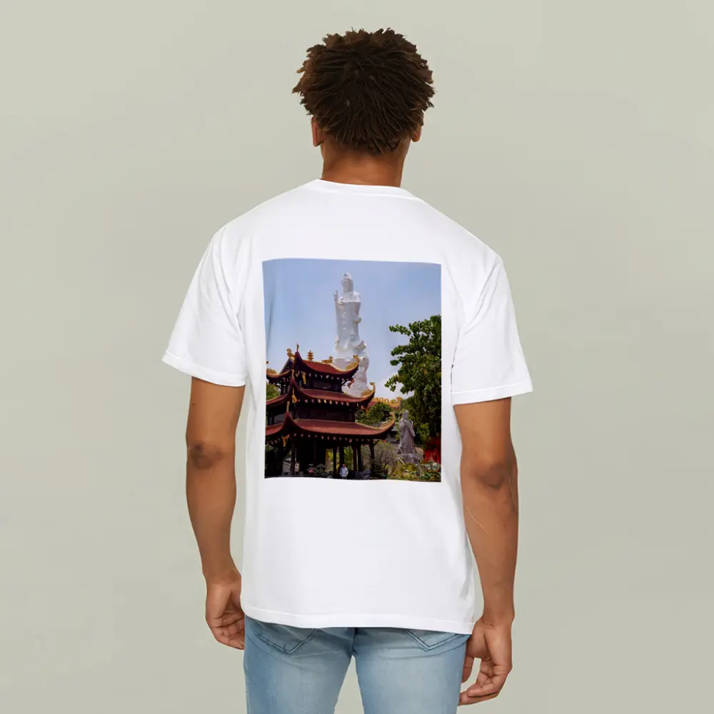 Guanyin Statue Buddhist Temple Vietnam Blue Sky – T-Shirts