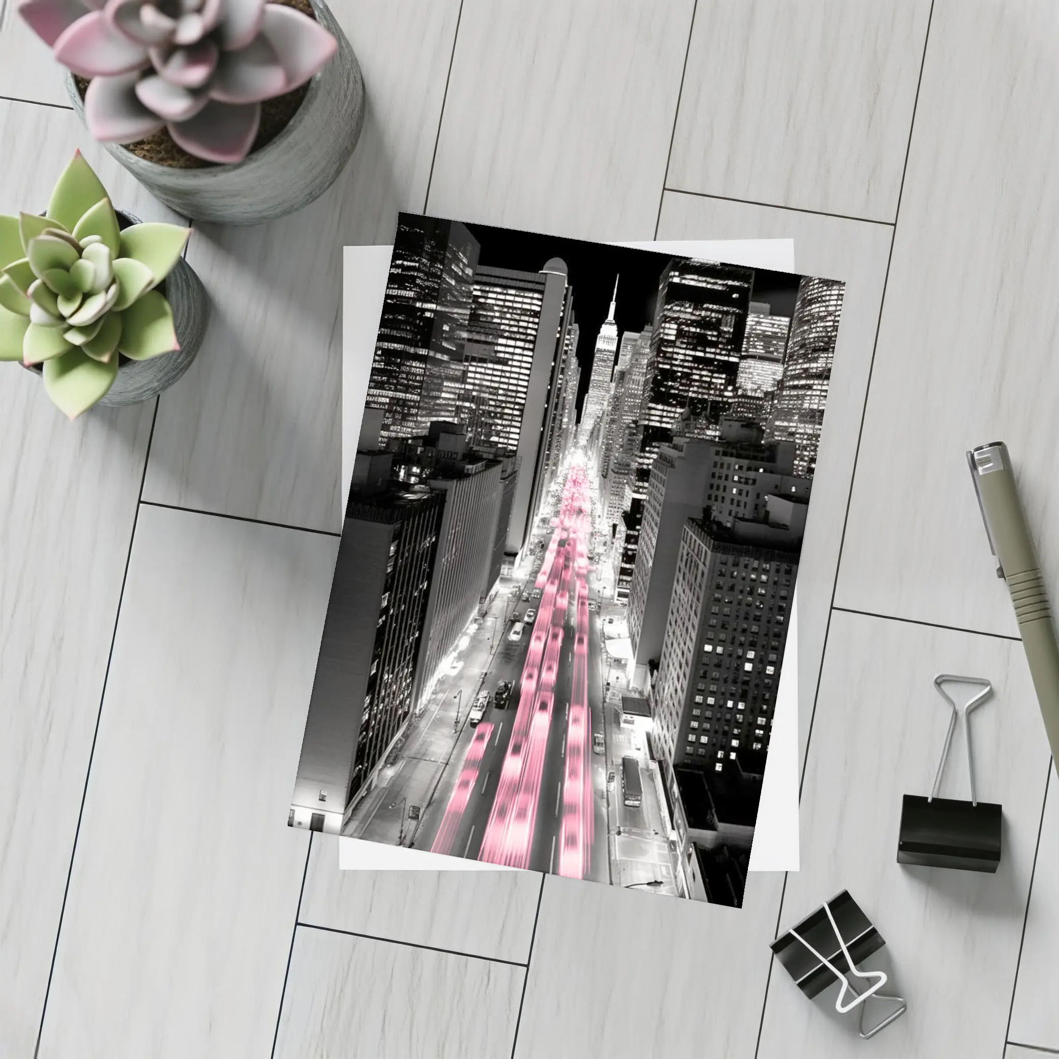New York City Street Pink Light Trails Night – Postcards