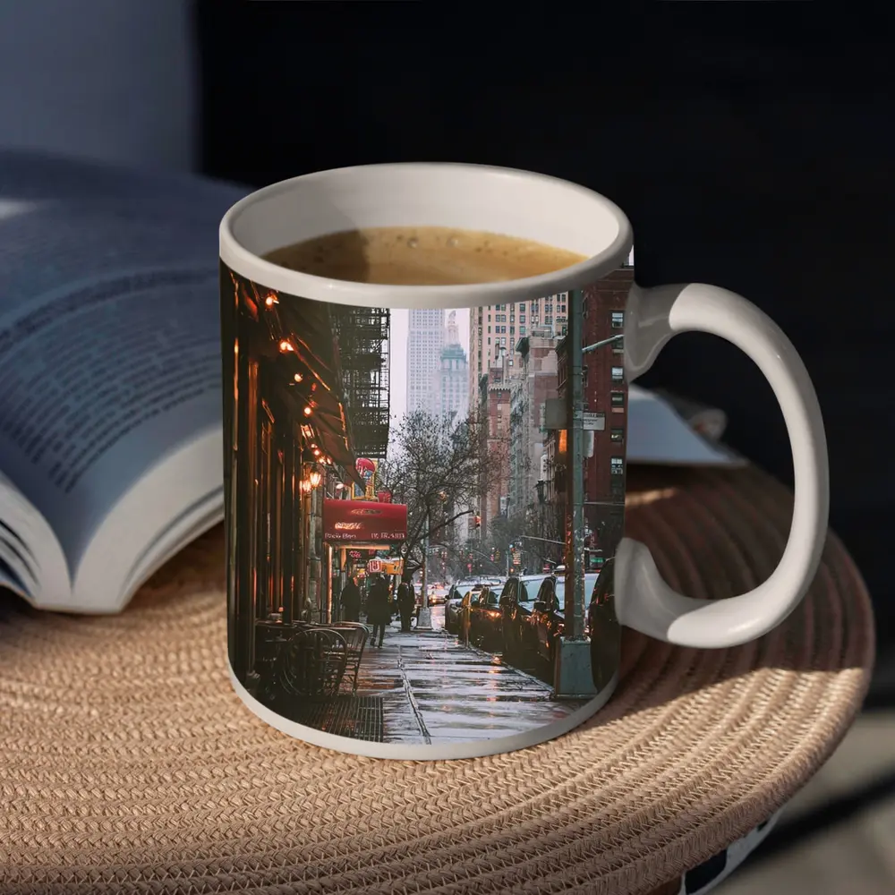 New York City Rainy Street Empire State – Mugs