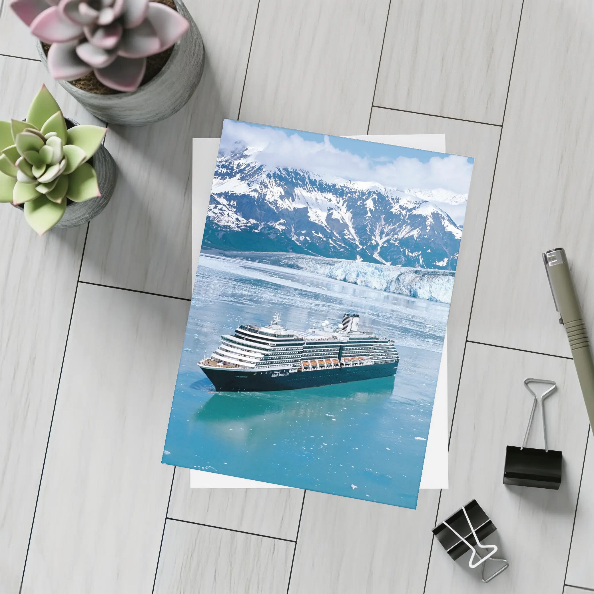 Cruise Ship Alaska Glacier Mountains Blue Water – Postcards