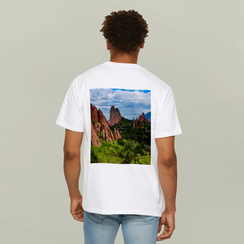 Garden of the Gods Red Rock Formations – T-Shirts