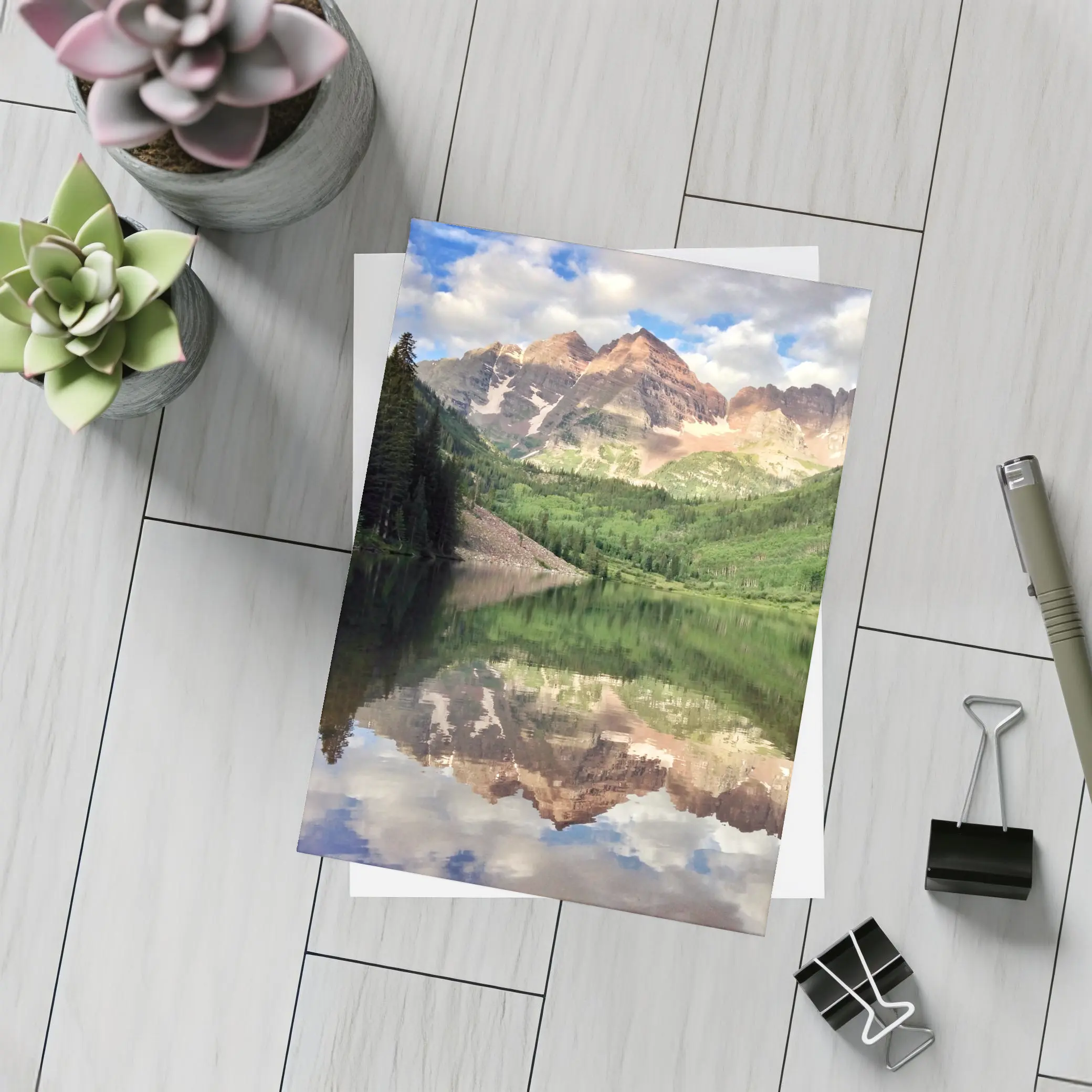 Maroon Bells Mountain Lake Reflection Colorado – Postcards