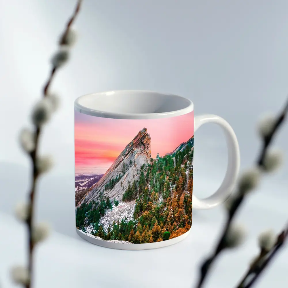 Flatirons Boulder Colorado Pink Sunset Hiker – Mugs